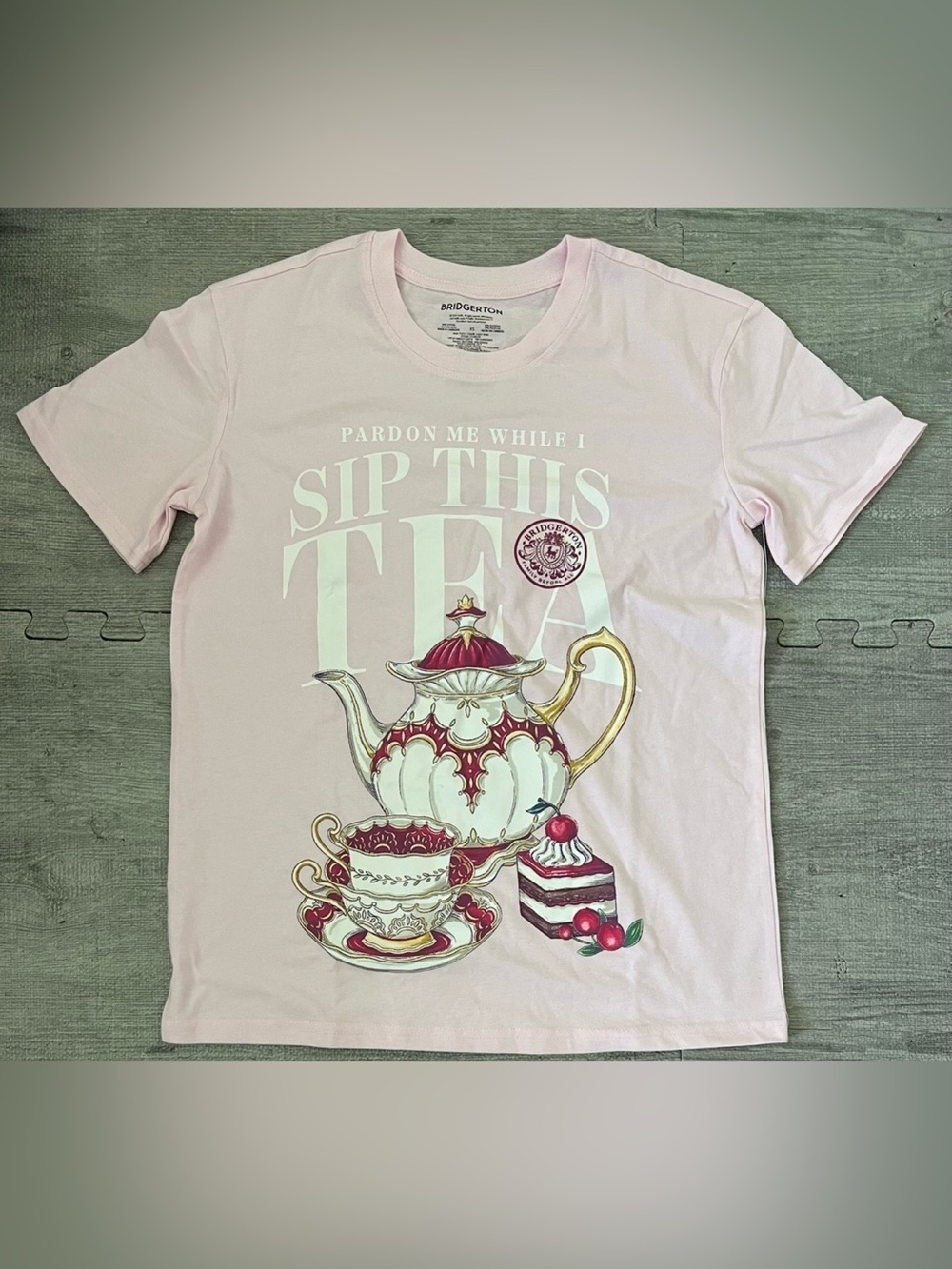Bridgerton Men's Light Pink Graphic Print Crew Neck Short Sleeve Tee XS